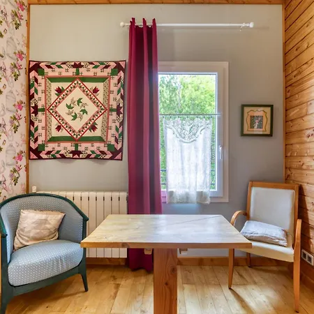 D'hotes Cans A Bed & Breakfast